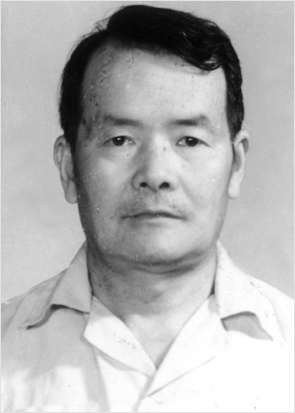 白崇义 