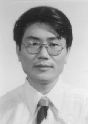 鹿陈 