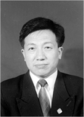 温新阶 