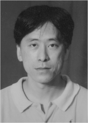谢挺 