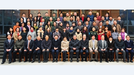 鲁迅文学院第十七届高研班学员名单　
付文顺　王震海 蒋信琳　蔡　楠　董俊英　陈春兰　马素芳
　
柏祥伟　祝红蕾　王樵夫 张艳荣　吴文君　何凯旋　申赋渔
　
朱杏芳　纪洪平　陈蔚文　赵宏兴 陈旭红　钟红英　聂元松
　
韦　君　龙　琨　李孟伦　陈　鹏　孟学祥 李钢音　王晓云
　
侯　波　严英秀　陈　漠　马占祥　杨秀珍　高春阳 董志远
　
郝炜华　张开平　洪　梅　郭志凌　周飞飞　崔美兰　刘广雄
　
蒋彩虹　钱玉贵　齐　帆　逯海田　裴志海　王　龙　刘春凤
　
格绒追美 　多吉卓嘎