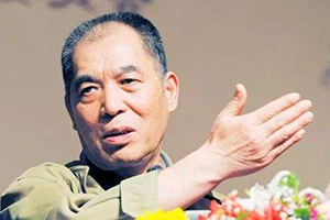获奖作品：《人世间》
作者：梁晓声
         获奖感言
　　文学只不过是文学，并不等同于文化，也不约等于。但文学是其它各艺术门类的酵母，“文艺”二字注释了此种关系。若将文艺从文化内涵中剥离出来，文化便很容易成为束之高阁的学问，结果对于最广大的人们失去了感染力。用时下流行的说法那就是——“不接地气”了。中国的文化在影响世道人心方面，责任格外沉重。正如张载的名言所说，“为天地立心，为生民立命，为往圣继绝学，为万世开太平”——这是多么庄严正大的信念。