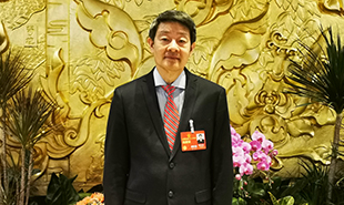 全国人大代表陈众议
　