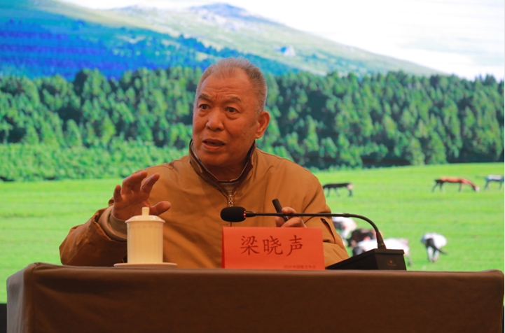 茅盾文学奖获得者梁晓声讲课现场
