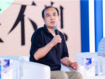 吕新：字数是有限的，生活才是无限的