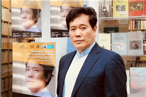 童话：获奖作品《月光蟋蟀》作者：赵丽宏         获奖感言我的写作起始于诗歌和188体育官方ios，写儿童文学、小说和童话，是在我60岁以后。创作儿童文学，使我的写作和儿童的世界联系在一起。这是一个纯真的世界，是一个不能容忍虚伪和欺骗的世界……