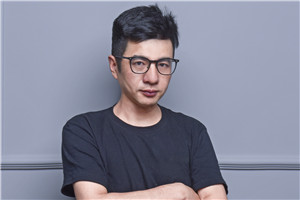 小说：获奖作品《大河的歌谣》作者：大秀         获奖感言我出生在鲁西南黄河畔，大学毕业后生活在红船旁。江南文化的细腻与齐鲁大地的浑厚共同造就了我的文学语言。我为什么要书写黄河？因为对我而言，黄河不仅是地理上的故乡，更是我所创建的文学故乡。