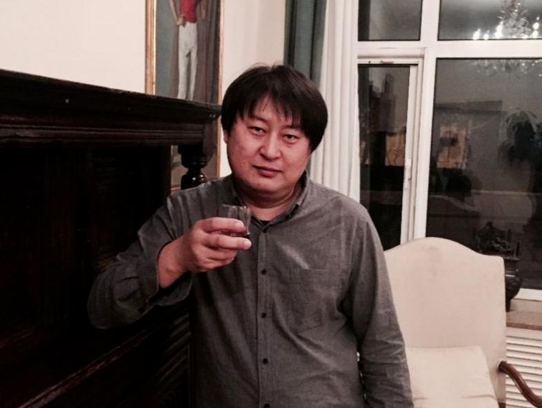 刘汀：逆旅行人，水中捞月